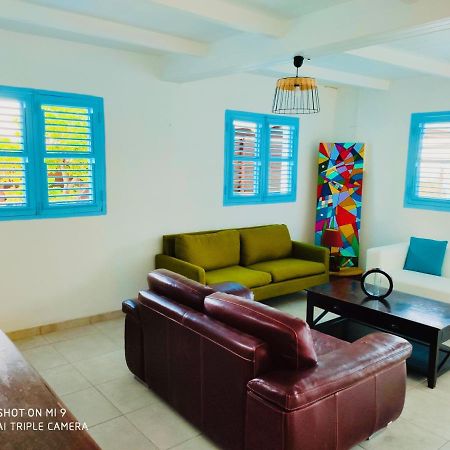 Location Maison Bleue Avec Piscine Privative Au Carbet Martinique Le Carbet Exterior foto
